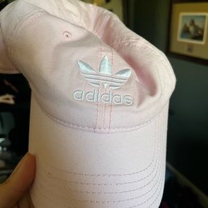 OSFA adidas baseball style hat gently worn